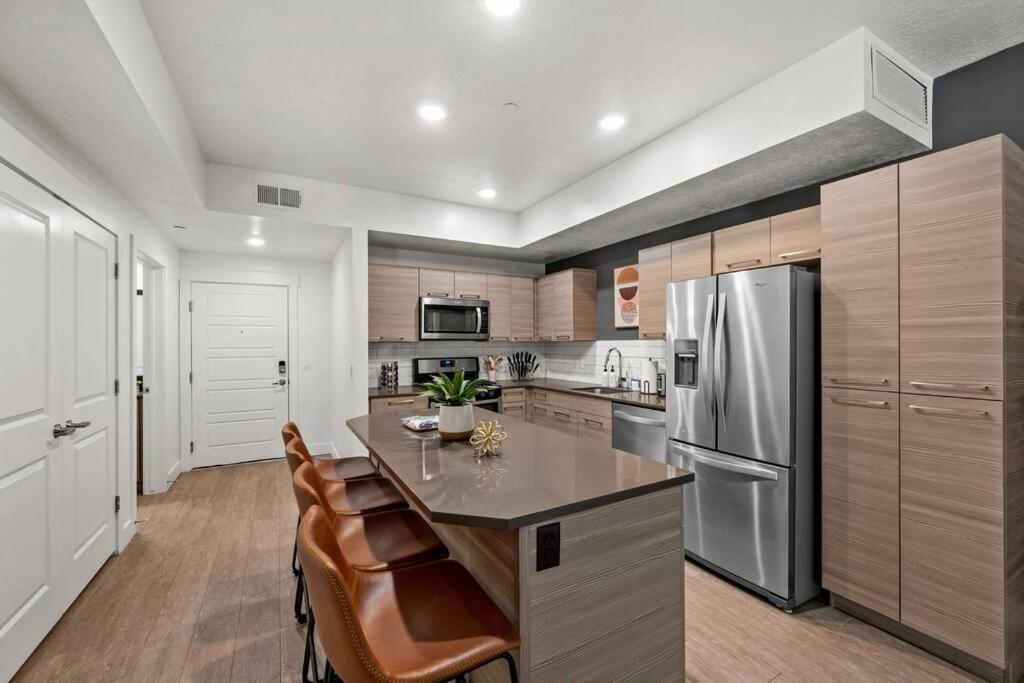 Luxurious Retreat In Slc Apartment Salt Lake City Exterior photo
